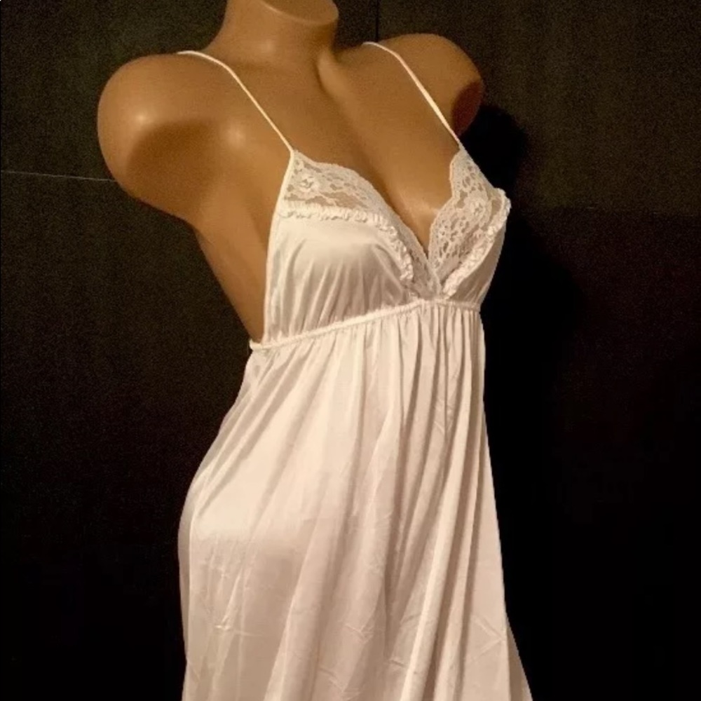 πππHOST PICπππVTG Miss Elaine Peignoir Set Small White Nylon lace long gown Robe - Picture 9 of 16